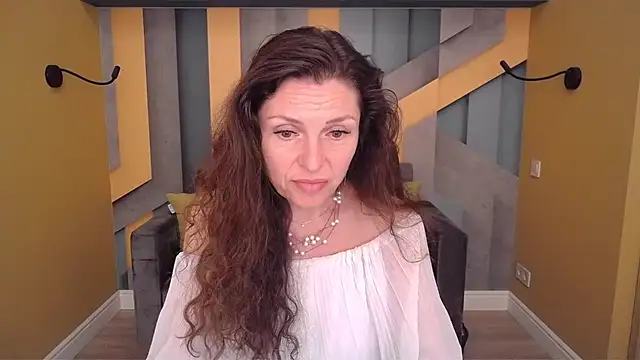 Chat XXX en directo de EllaLong