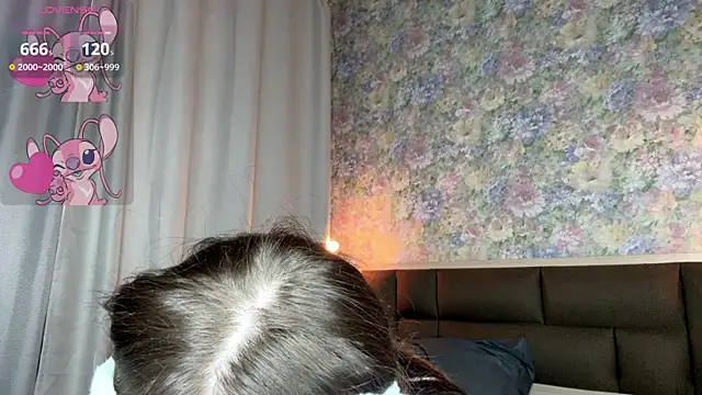 Czat XXX na żywo – LoraDavi