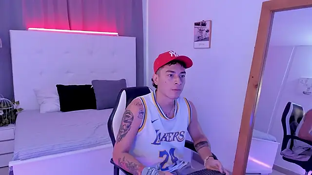 Pertunjukan Kamera Web Thiago_2003_