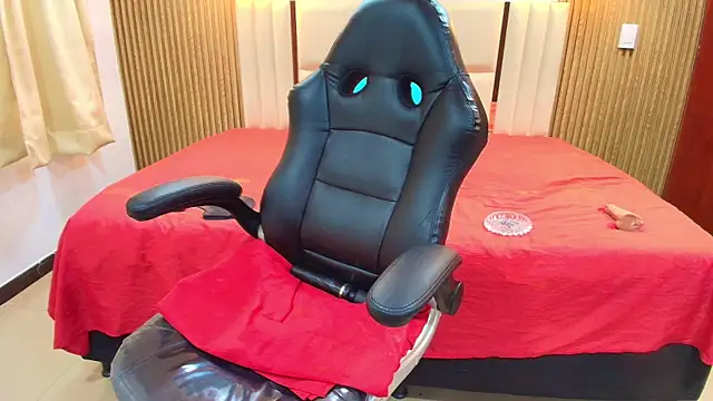 Anabella_Thompson Chat XXX in diretta