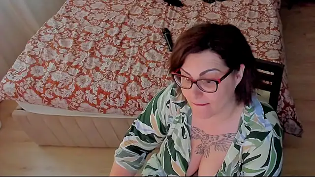 Squirt_Kimm: онлайн-секс-чат