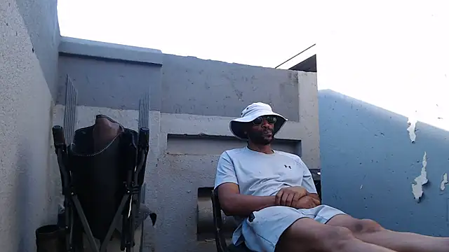 xSATIVAx Chat XXX live