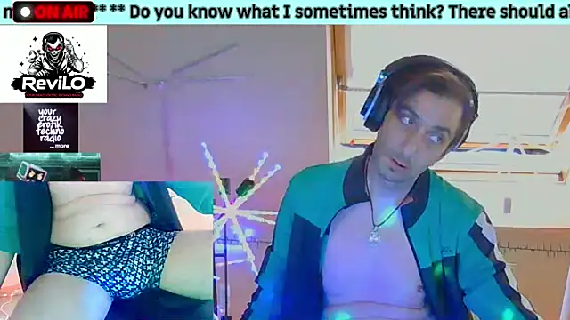 RevilO1180: διαδικτυακό σόου στην κάμερα