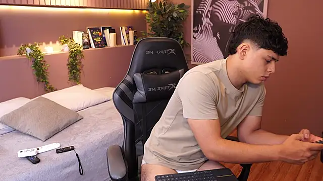 Ethan_occonor Chat XXX in diretta