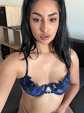 Mia_spicyyのウェブカメラショー