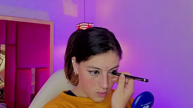 Chat XXX en directo de moon_winy