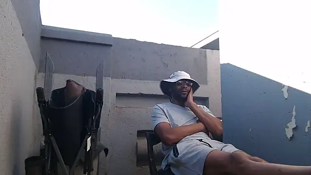 xSATIVAx 现场XXX聊天