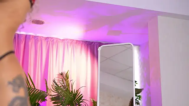 ExoticTala: онлайн-секс-чат