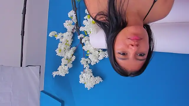 letty_straus' Live XXX Chat