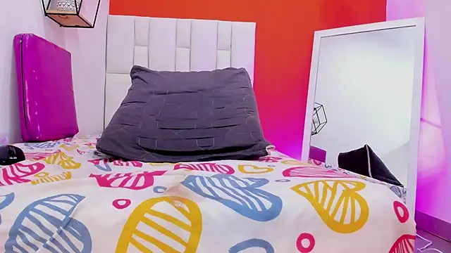 Curly_temptation's Live XXX Chat