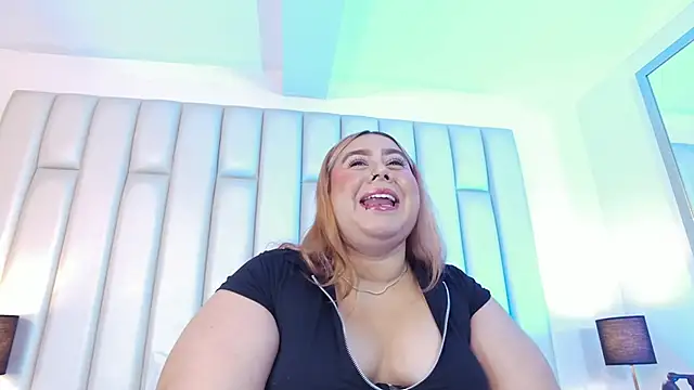 XXX chat uživo modela aandreaperez