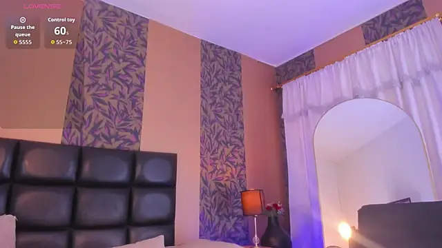 Онлайн чат XXX megan_al