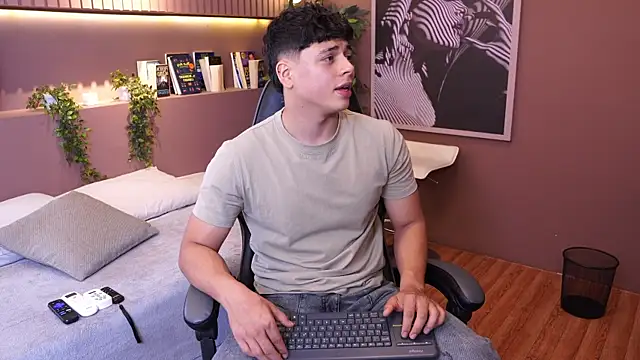 Ethan_occonor: вебкам-шоу