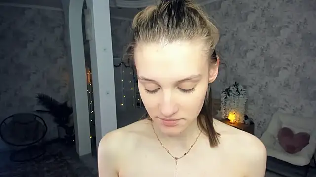 Chat +18 de LianneBynon ao vivo