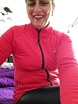 IsabelleCraft: απευθείας συνομιλία ΧΧΧ