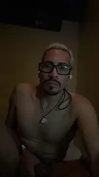 Show modela JacobdelaO na web-kameri