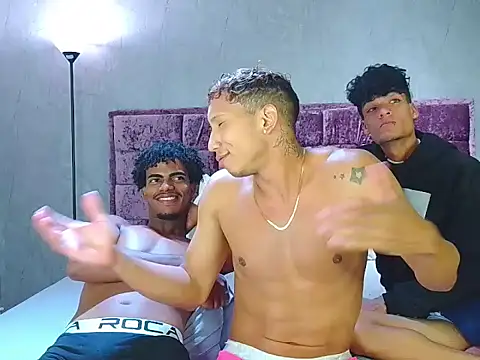 Show modela The_golden_boys1 na web-kameri