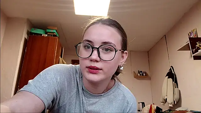 RoxanneStuard Webcam-Show