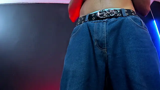 Boss_Domiinator Obrolan Langsung XXX