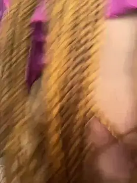 Živý XXX chat Yung-Missy