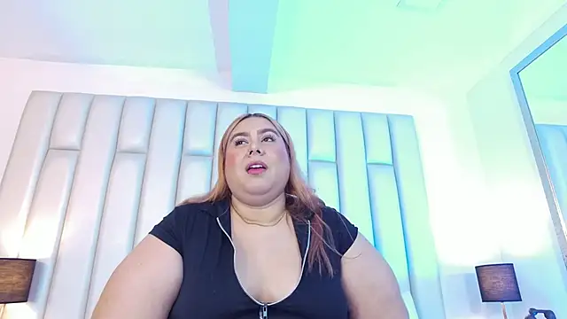 aandreaperez élő XXX-chatje