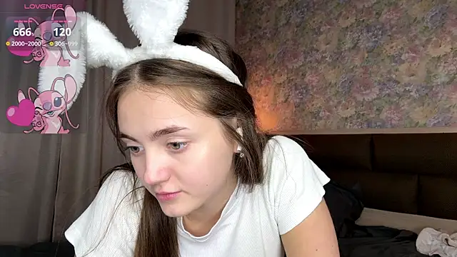 Chat XXX en directo de LoraDavi