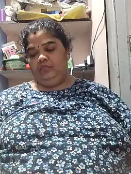 tamilthanushri Adlı Modelin Canlı XXX Sohbeti