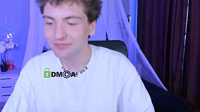 joseph_bear_'s Webcam Show