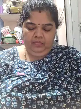 tamilthanushri Live XXX-chat