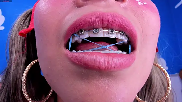 miss__evoletのライブXXXチャット