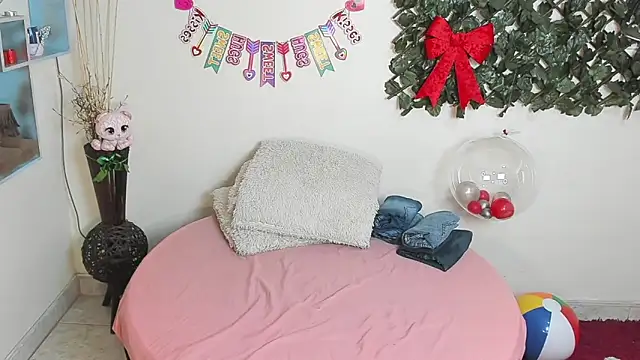 DestinyHills Chat XXX in diretta