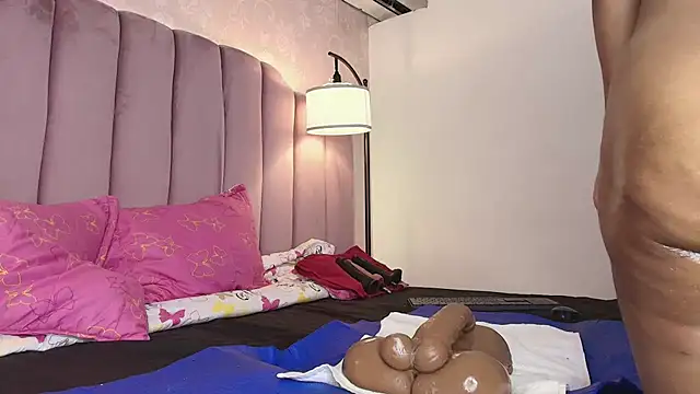 HallyBans Live XXX-Chat