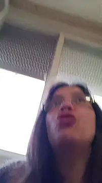 Chat +18 de rposhta1991 ao vivo