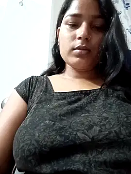 Hot-Jasmin Adlı Modelin Canlı XXX Sohbeti