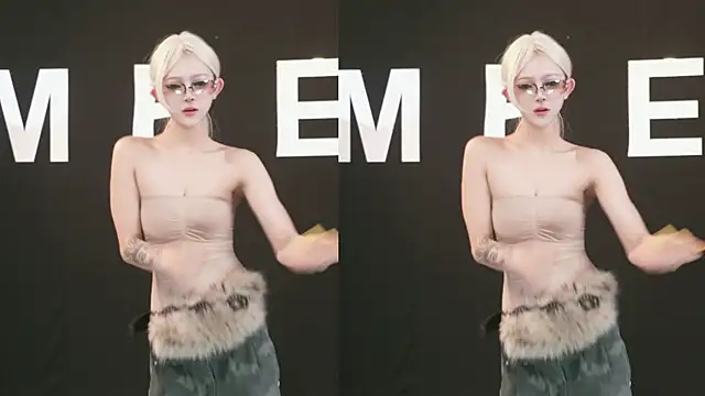 Chat XXX Live MHe-002