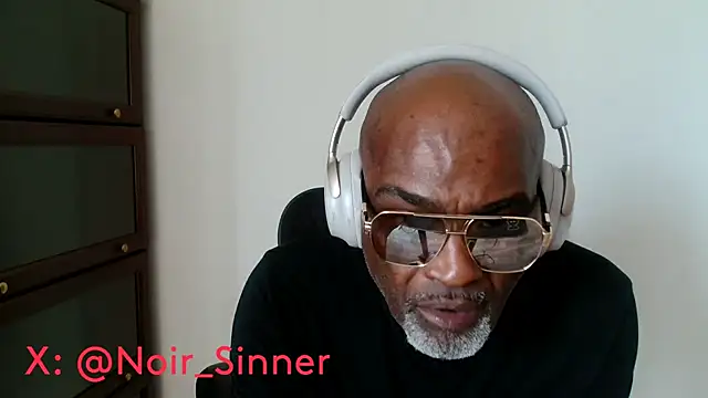 sinnernoir's Live XXX Chat