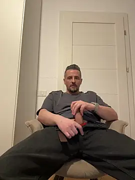 InsaneMattt webkamerás műsora