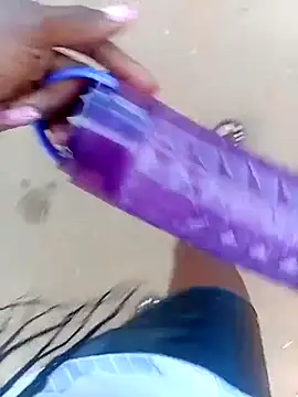 Petite_Ula – Live XXX-chat