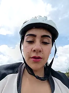 CAROLINE__07 网络视讯表演