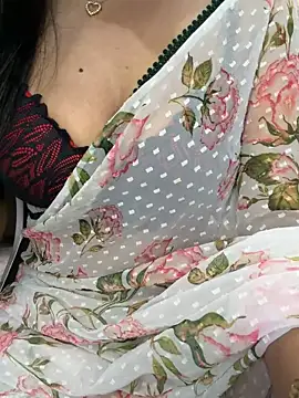 escape_with_me Show Webcam