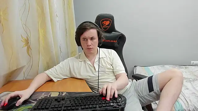 iliaskrislove 即時 XXX 聊天