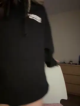 xDinnax: вебкам-шоу