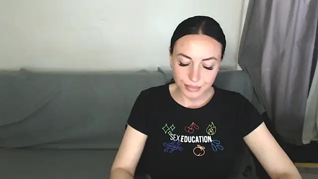 CloveLove's Live XXX Chat