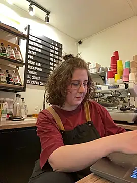 cinnabon_ élő XXX-chatje