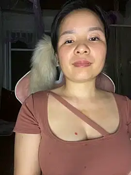 Ivy_Trix2 – Naživo XXX chat