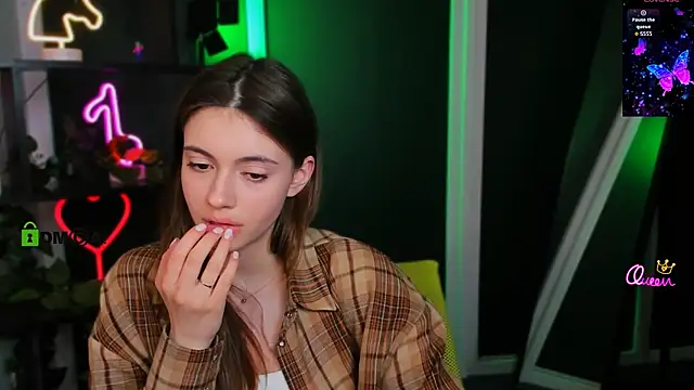 แชท XXX สดของ mia_bamby1