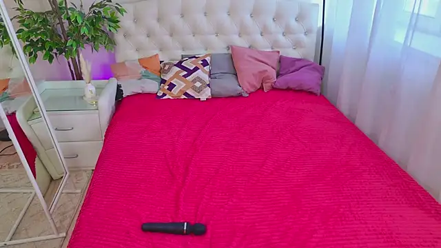 Chatroom XXX en direct de Kessi_Sweet