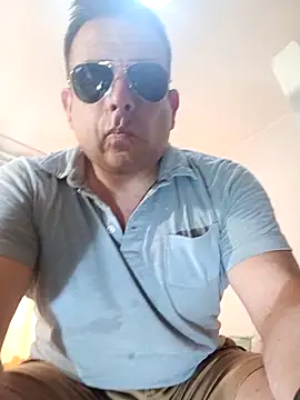 chicoguapo8 Webcam-Show