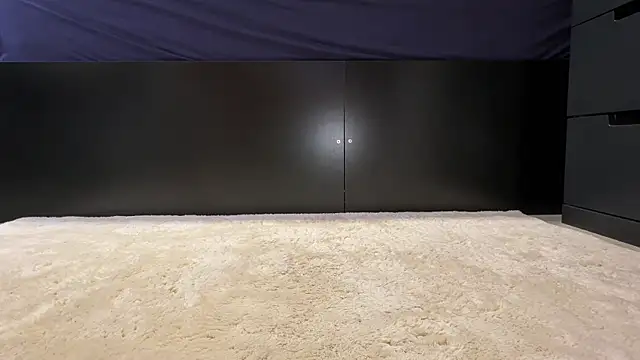 killa2053: διαδικτυακό σόου στην κάμερα