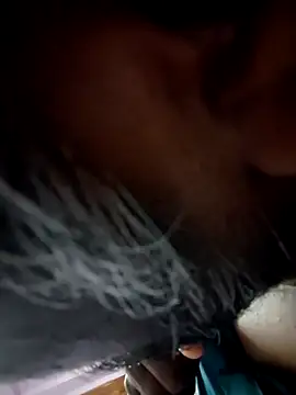 Paramkeerthiのウェブカメラショー